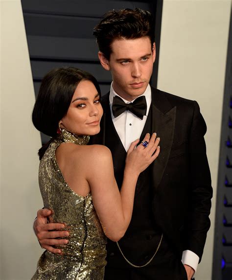 Vanessa Hudgens Sexy Long Legs Hot Celebs Home