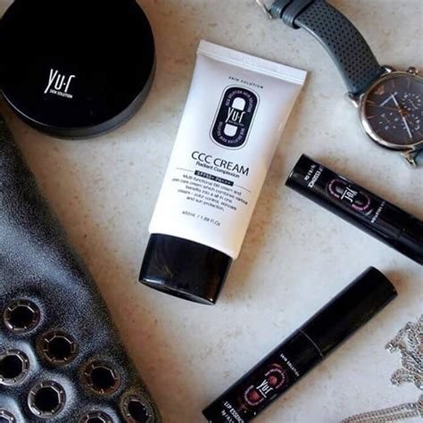 СС крем для лица Yu.r CCC Cream (Medium) – купить в Москве | Интернет ...