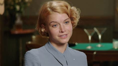 40 Hot And Sexy Sarah Jones Photos 12thBlog