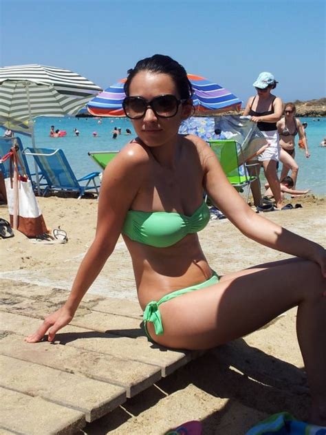 Green Bikini Porn Pic