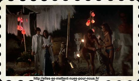 Naked Michelle Johnson In Blame It On Rio