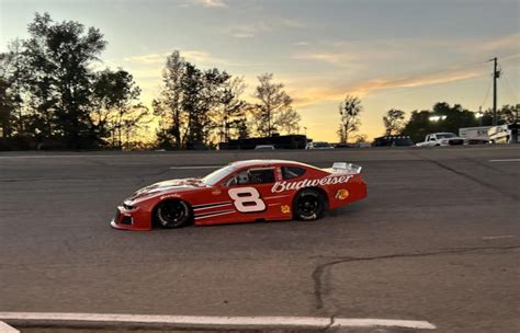 Dale Earnhardt Jr. drives iconic Bud 8 car in South Carolina race