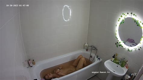 Watch Shower Girl Tea Mint Shower Oct 30 2023 Naked People With Katty In Bathroom The