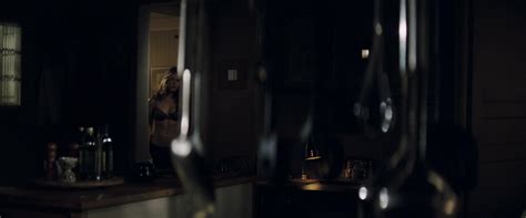 Naked Kate Mara In Shooter