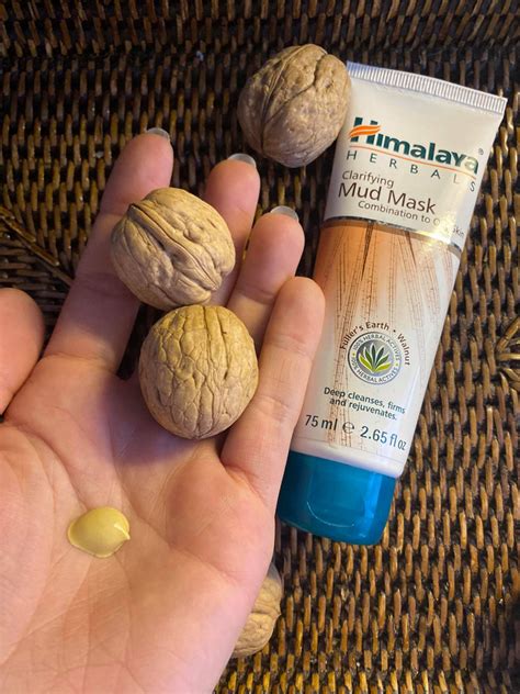 Review Himalaya Clarifying Mud Mask