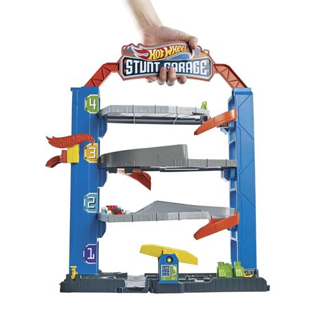 Hot Wheels City Garage Delle Acrobazie Playset Con Ascensore Per I Piani Superiori Con