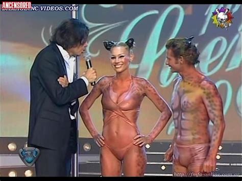 Naked Carolina Ardoha N Pampita In Bailando Por Un Sue O