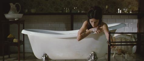 Naked Barbara Goenaga In Agnosia