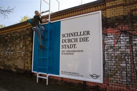 Plakatwerbung – effektiv und im Trend der Zeit - Onlineprinters Magazin