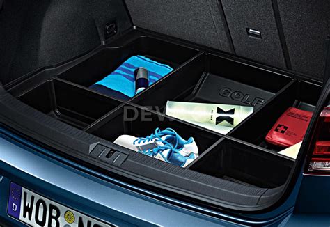 Поддон в багажник Volkswagen Golf 7 с разделителями, для автомобилей с ...