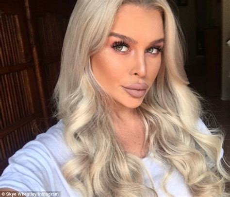 Ex Big Brother Star Skye Wheatley Shows Off Ample Bust And Tiny Waist In Nude Outfit Daily