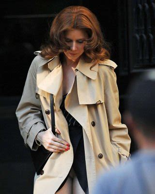 Amy Adams Shows Pussy Slip And Huge Cleavage In Dress Porn Pictures XXX Photos Sex Images