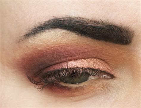 Urban Decay Naked Heat Scorched Tutorial With Red Eyeshadow