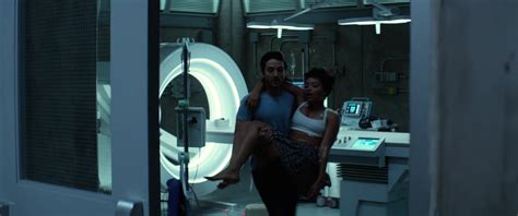 Naked Kiersey Clemons In Flatliners Ii