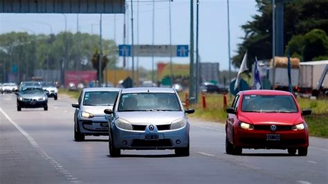 En el primer finde largo de junio circulan más de 800 autos por hora