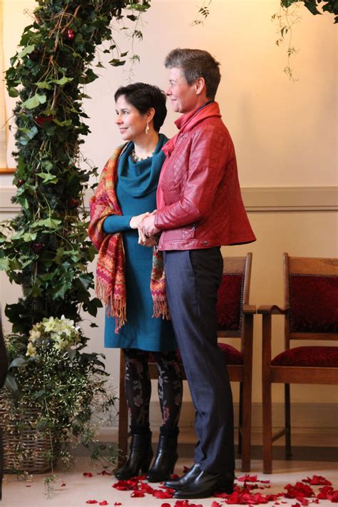 Beautiful Same Sex Wedding Photos Show That Love Knows No Boundaries Bored Panda