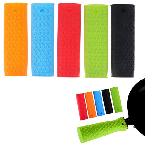Gmarty Silicone Pot Pan Handle Holder Sleeve Cover Grip Hot Sleeve Kitchen Utensil Ggb Shopee