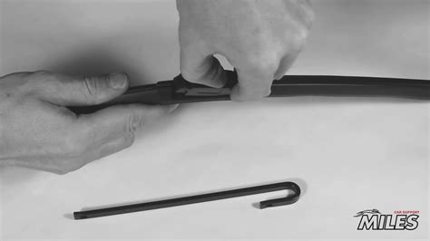 Как установить гибридные дворники MILES на крепление Hook 9x3 и 9x4 мм ...