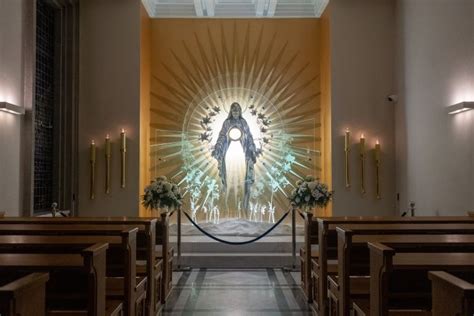 Mary Mother Of The Eucharist Catholic Heart Ablaze
