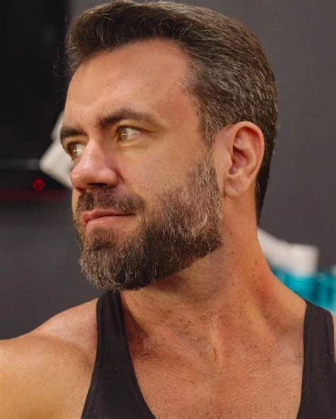 Muscle Hot Man Jerking Off His Big Cock Head ThisVid