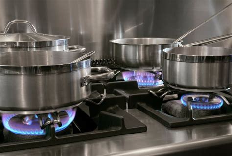Cooking Materials Choose The Right Material For Pots And Pans For The