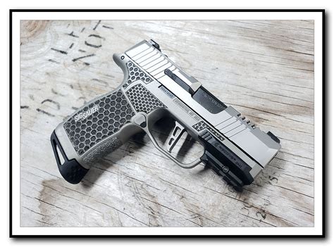 Sig P365 Armorycraft 33