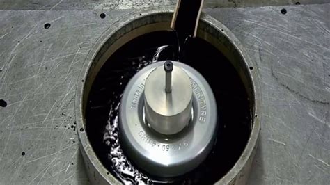 Литье полиуретановых изделий - YouTube