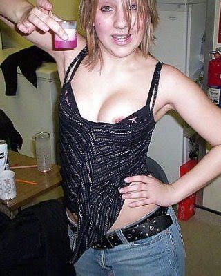 Beautiful Downblouse Babes By Troc Porn Pictures Xxx Photos Sex Images Pictoa