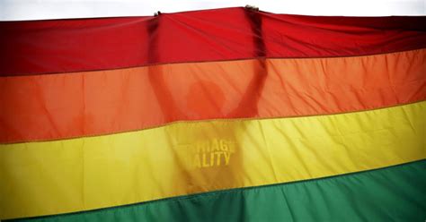 Judge Strikes Down Pennsylvania Same Sex Marriage Ban