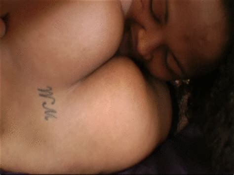 INTERRACIAL LESBIAN VOL LICK AND SUCK MY ASS NASTY SLAVE MF OCT EMANUELLE FERRAZ CLIP