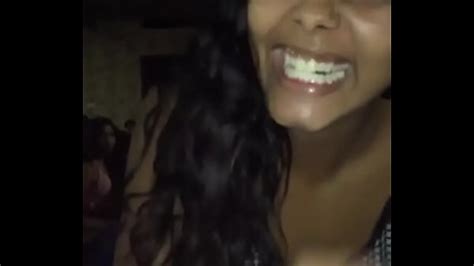 Vagabunda Showing The Pussy At The Baile Do Aráão In Belo Horizonte Mg Free Mobile Porn Videos