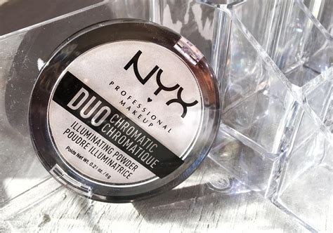 Хайлайтер NYX Duo Chromatic Illuminating Powder, оттенок Twilight Tint ...