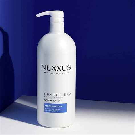 Nexxus Humectress Moisturizing Conditioner 33.8 oz - Ultimate Moisture