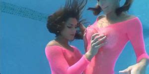 Underwater Lesbian Sex Tnaflix