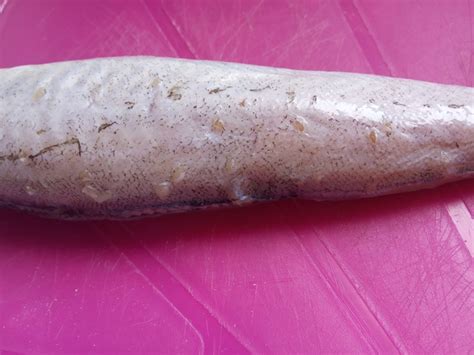 Свежемороженый минтай Красная цена из пятерочки.Нашпигован рассолом ...