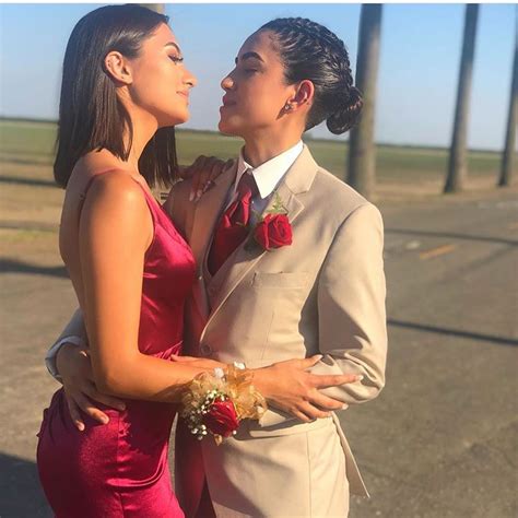 Lesbian Hot Lesbian Wedding Wedding Pics Prom Couples Cute Lesbian Couples Kiss Beauty