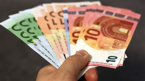 Bonus 450 euro a chi è destinato e come ottenerlo