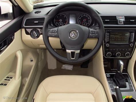 2014 Volkswagen Passat Tdi Sel Premium Cornsilk Beige Dashboard Photo