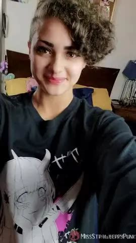 I Need A Naked Cuddle Buddy Any Volunteers Scrolller