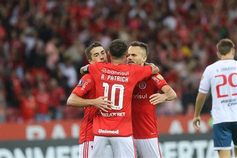 Internacional X Athletico Onde Assistir Escalações E Arbitragemjogada