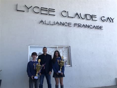 Recibimiento A Los Campeones Regionales De Voleibol Sub Damas Y Varones Lyc E Claude Gay