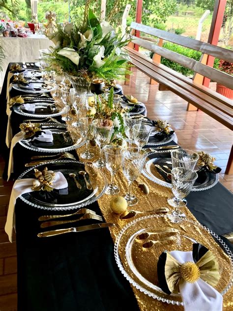 Mesa Posta Preto E Dourado - Natal dourado com preto | Mesa posta, Natal dourado, Aniversario