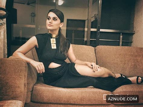Taapsee Pannu Hot Sexy Bold Pics Collection 2012 2015 AZNude
