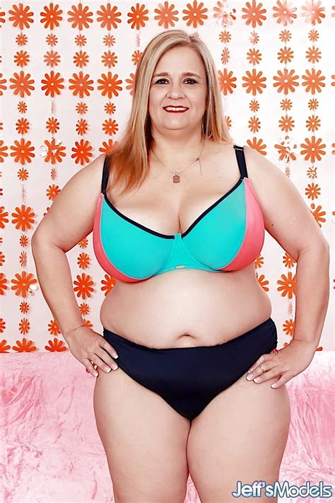 Boobie BBW Cami Cooper Rides A Fucking Machine Nude Pics XHamster