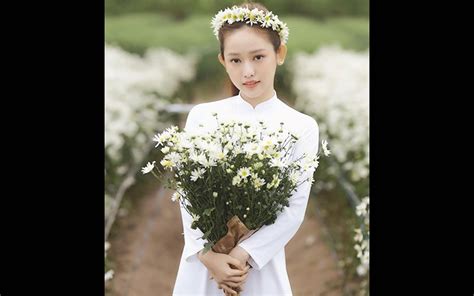 Ch N Di N Bikini Thu Vi Ch N V Y Si U Ng N Khoe V Ng M Ng Kh Ng Tr C Si U Xe