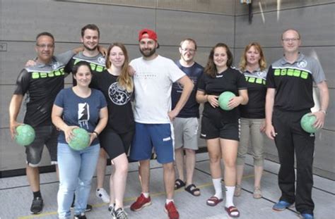 Blumberger Handballer So Feiert Der Tsc Den Geburtstag Blumberg