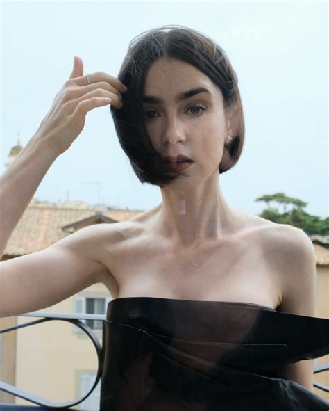 Celeb Lily Collins Nude Photo Thefappening