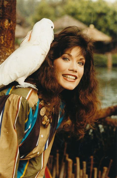 Barbi Benton (1970s) : r/OldSchoolCelebs