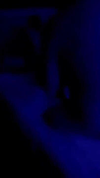 Amateur Threesome Sex Friend Gets Only Hard If He Fucks Her Ass