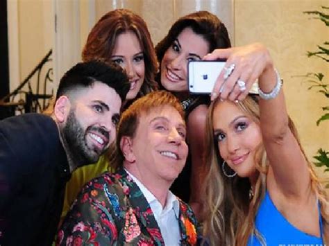 Jennifer L Pez Es Coronada Por Osmel Sousa En Nuestra Belleza Latina Diariorepublica